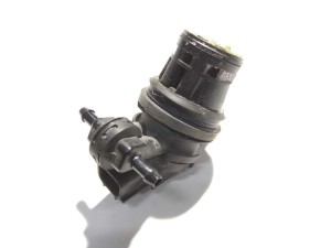 8533042010 (TOYOTA) Насос бачка омывателяToyota RAV4 13-18 Kia Soul 14-19 Mitsubishi Outlander 15-21