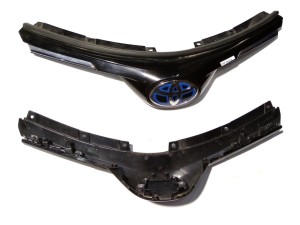 5310142411 (TOYOTA) Решетка радиатора 15-Toyota RAV4 HYBRID 15-18 Toyota RAV4 13-18