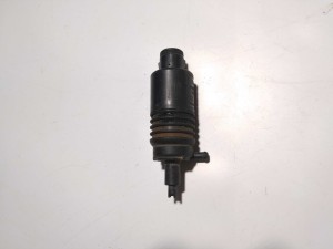 4A0955651 (AUDI) Насос бачка омывателя 1 выходAudi A4 95-01 Audi 80 91-95 Audi A6 94-97