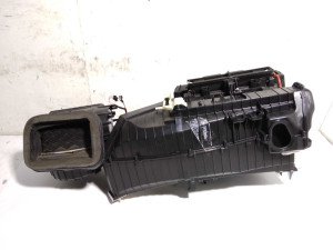 8T1820005A (AUDI) Корпус печки климатконтрольAudi Q5 08-16