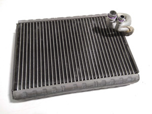 8T1898191A (AUDI) Испаритель кондиционераAudi Q5 08-16