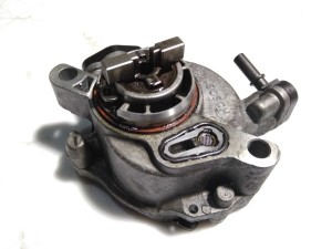 MN982635 (MITSUBISHI) Вакуумный насосToyota ProAce 13-16 Peugeot Expert 07-16 Ford Fiesta 09-17