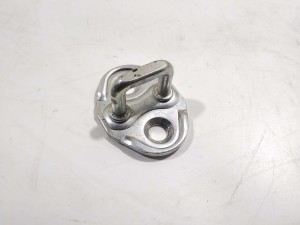 GS1D58361A (MAZDA) Ответная часть замка двериMazda 3 13-19 Mazda 6 12- Mazda CX-5 12-17