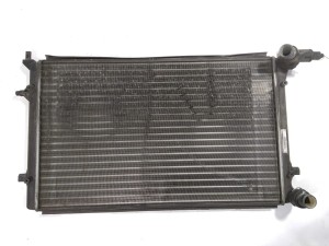 1K0121251CD (SKODA) Радиатор основнойVW Caddy III 04-15 Audi A3 03-12 Skoda Octavia A5 04-13