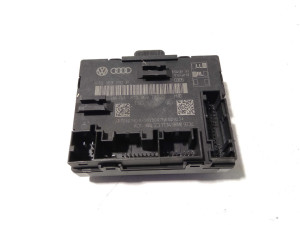 8T0959792P (AUDI) Блок электронный комфорта двери передней правойAudi A4 07-15