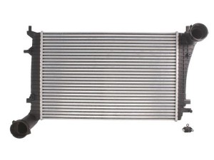 DAA010TT (THERMOTEC) Радиатор интеркулераVW Caddy III 04-15 Audi A3 03-12 Skoda Octavia A5 04-13