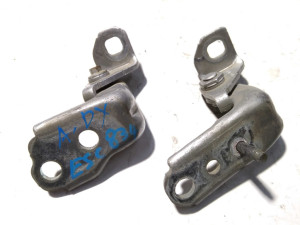 CJ5Z7822800A (FORD) Петля двериFord Kuga 13-21