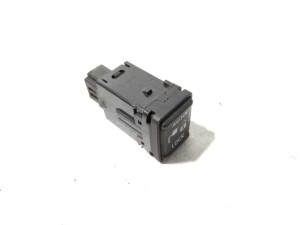 251B53NF0A (NISSAN) Кнопка блокировки зарядного портаNissan Leaf 10-17