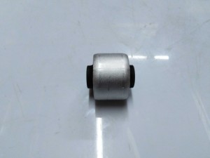 2N0407182D (VAG) Сайлентблок важеля переднього заднійVW Crafter 16- MAN TGE 17-