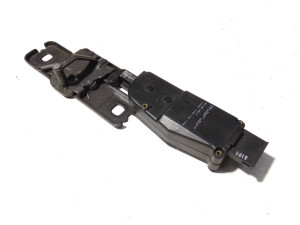 4F9827383E (AUDI) Ответная часть замка крышки багажника с доводчикомAudi Q5 08-16