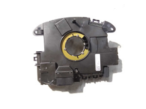 5K0953569H (VW) Шлейф AIRBAGVW Passat B8 16- (USA) VW Passat B7 11-15 (USA) Skoda Octavia A5 04-13