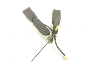 64680AL030VH (SUBARU) Ответная часть ремня безопасности заднего левого двойнаяSubaru Outback 14-21 Subaru Legacy 13-20