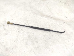 811701G000 (KIA) Упор капотуKia Cerato 08-13 Kia Cerato 04-08 Kia Rio 06-11