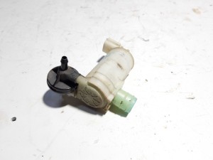 2224650A (NISSAN) Насос бачка омивача 2 виходиNissan Murano 02-08 Nissan Leaf 10-17 Nissan Murano 08-16