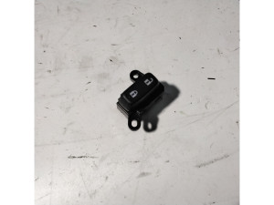 GEA466660 (MAZDA) Кнопка центрального замка праваяMazda CX-7 06-12 Mazda 3 09-14 Mazda 3 13-19
