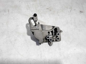 BM5G6F001EB (FORD) Кронштейн двигателяFord Kuga 13-21