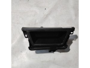 51476981048 (BMW) Бардачок