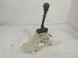 2450A059 (MITSUBISHI) Кулиса переключения МКППMitsubishi Outlander 12-15
