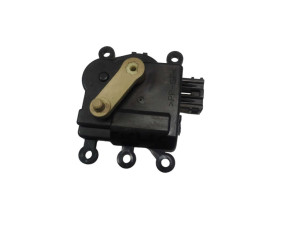 GS1E61A60 (MAZDA) Шаговый двигатель печки 5 пиновMazda 6 08-12