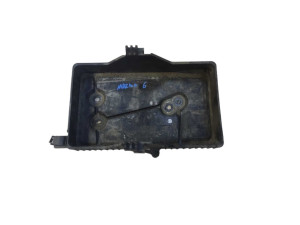 GAM656041B (MAZDA) Полка аккумуляторная пластик нижняя частьMazda 6 08-12