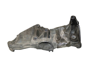 8200365097 (RENAULT) Кронштейн генератораRenault Kangoo 97-07 Nissan Kubistar 03-08