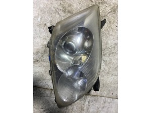 8113005194 (TOYOTA) Фара правая электрокорректором -06