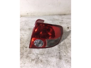 924021C010 (HYUNDAI) Фонарь правый -05