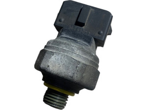 30899051 (VOLVO) Датчик давления кондиционераVolvo XC70 07-16 Volvo XC90 02-16 Volvo S60 10-18