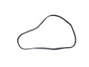 GHK156951 (MAZDA) Уплотнитель крышки багажника седанMazda 6 12-
