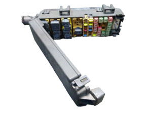 56050255AC (JEEP) Блок предохранителей моторный отсекJeep Grand Cherokee 98-04
