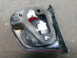 5N0945094B (VW) Фонарь задний внутренний правый -11
