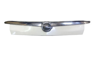 13244393 (OPEL) Панель подсветки номера хром вставка универсал -13 комплектOpel Insignia 08-16