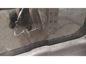 8U0827025 (AUDI) Крышка багажника стекло