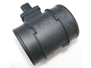 0280218207 (BOSCH) Расходомер воздуха 1.4MPI Turbo 16V,1.3CDTI 16V,1.7CDTI 16VOpel Astra H 04-14 Opel Astra J 10-15 Chevrolet Cruze 09-17