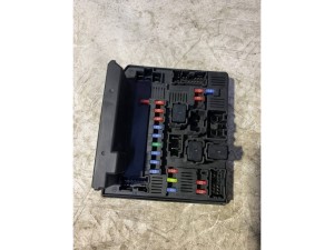 284B7BB00C (NISSAN) Блок предохранителей моторный отсекNissan Qashqai 07-14
