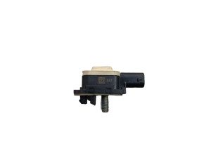 65779217711 (BMW) Датчик удара боковой левый двериBMW 4 F32-36 13-20 BMW 1 F20/F21 11-19 BMW 3 F30-80 12-19