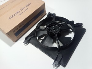 PXNAC026 (PARTS-MALL) Вентилятор основного радиатора в сборе 1.4MPI 16V, 1.6MPI 16V, 1.8MPI 16V, 2.0MPI 16VChevrolet Nubira 05-11 Chevrolet Lacetti 04-13 Daewoo Nubira 03-05