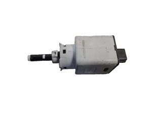 253206PA0A (NISSAN) Датчик положення педалі гальма 4 пінаNissan Juke 19-
