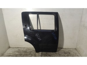 82100EB330 (NISSAN) Дверь задняя правая