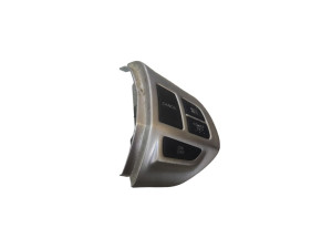 8602A008 (MITSUBISHI) Блок кнопок в руль правыйMitsubishi ASX 10-23 Mitsubishi L200 06-15 Mitsubishi Lancer X 07-