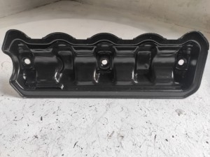 068010044H (VW) Крышка клапанная 1.9TDI 8V