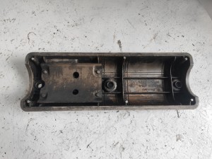 030103475Q (VW) Крышка клапанная 1.6MPI 8V, 1.4MPI 8V