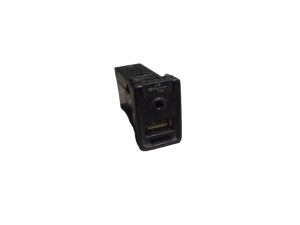 8619060030 (TOYOTA) Разъем AUX USBToyota Land Cruiser Prado 150 09-