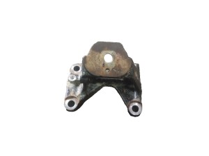 1232551020 (TOYOTA) Кронштейн подушки двигуна лівоїToyota Land Cruiser 200 07-21