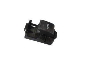 8481030220 (TOYOTA) Кнопка склопідйомникаToyota Land Cruiser 200 07-21