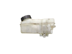 460915125R (RENAULT) Бачок главного тормозного цилиндраRenault Sandero 13- Renault Logan 13- Renault Duster 10-18