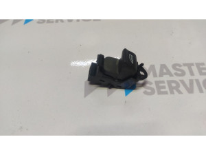 LR003856 (LAND ROVER) Кнопка стеклоподъемникаLand Rover Freelander 06-14