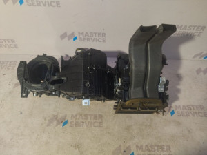 7L0819087AA (VW) Корпус печки с кондиционеромVW Touareg 02-10 Audi Q7 05-15