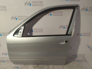 41518256823 (BMW) Дверь передняя левая