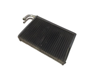 64118385560 (BMW) Испаритель кондиционераBMW 5 E39 97-04 BMW X5 E53 00-07 Range Rover 02-12